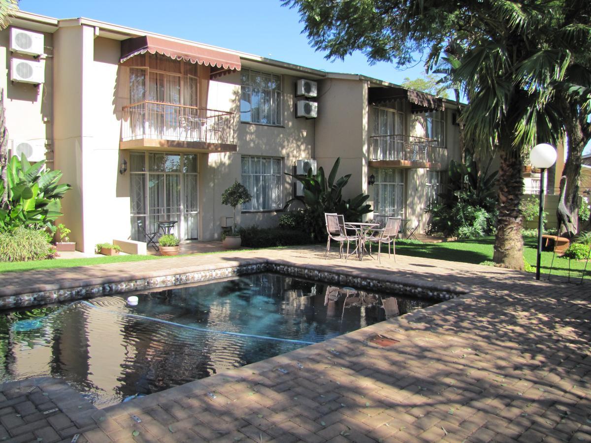 פולוקוואנה Jacaranda Lodge מראה חיצוני תמונה